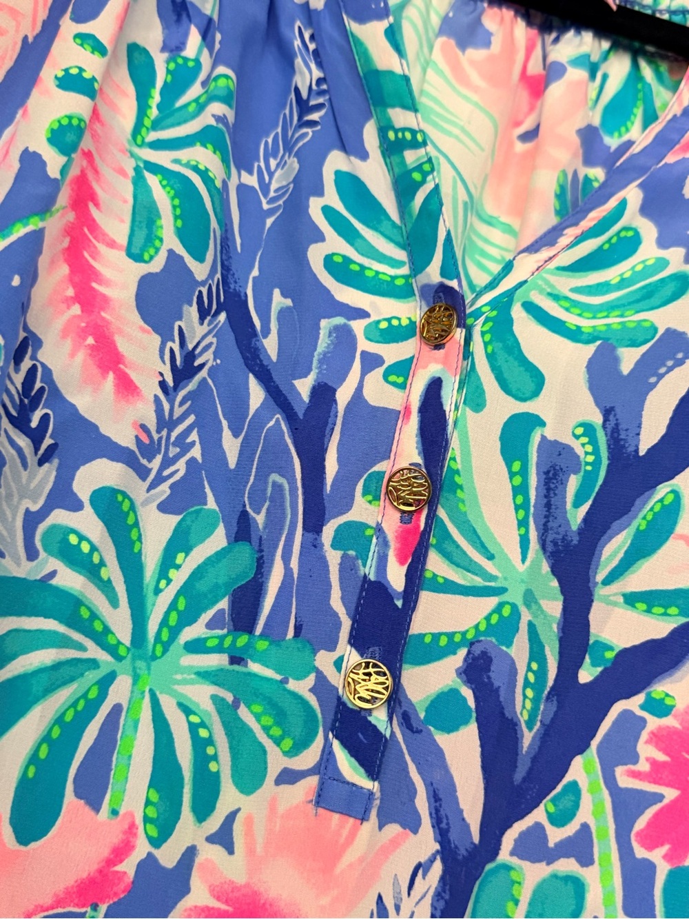 Lilly Pulitzer Elsa Top Jet Stream 100% Silk Blouse size Medium blue pink - Picture 4 of 9